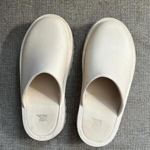 Wild Fable Chunky Clog - Cream, 7.5